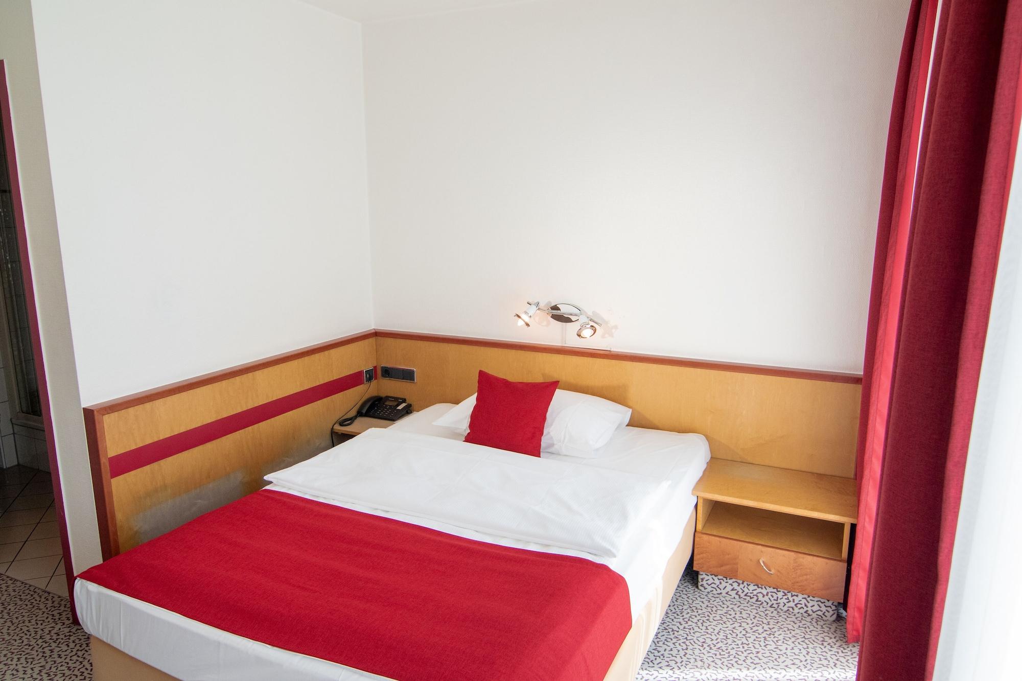Leomar Hotel Ulm Eksteriør billede